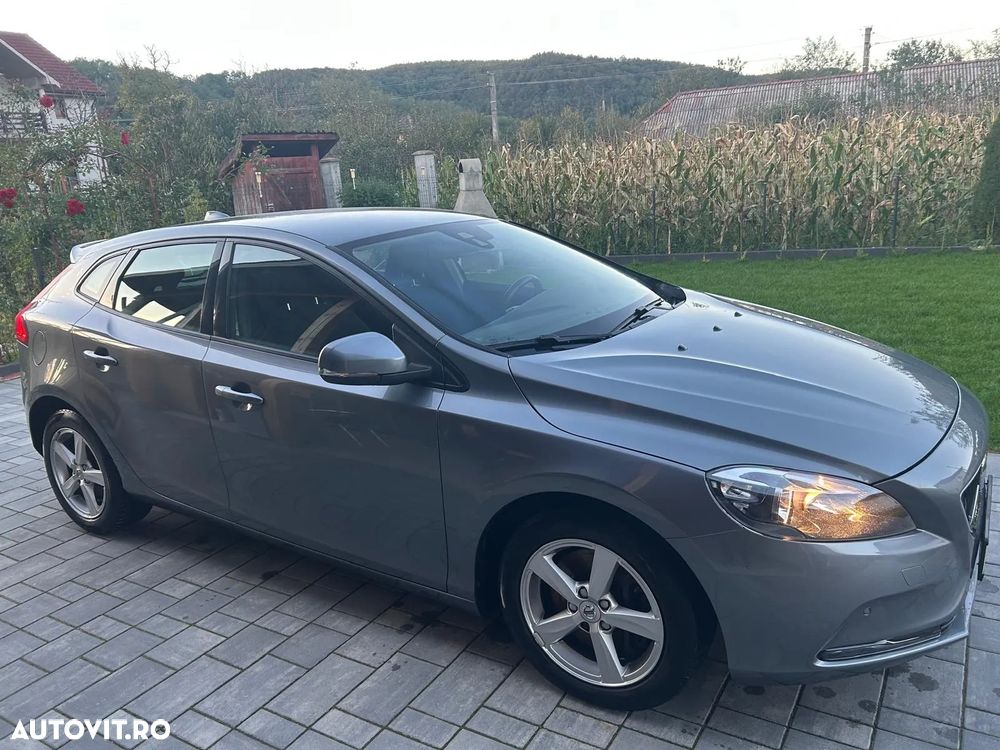 Volvo V40 D3 - 8
