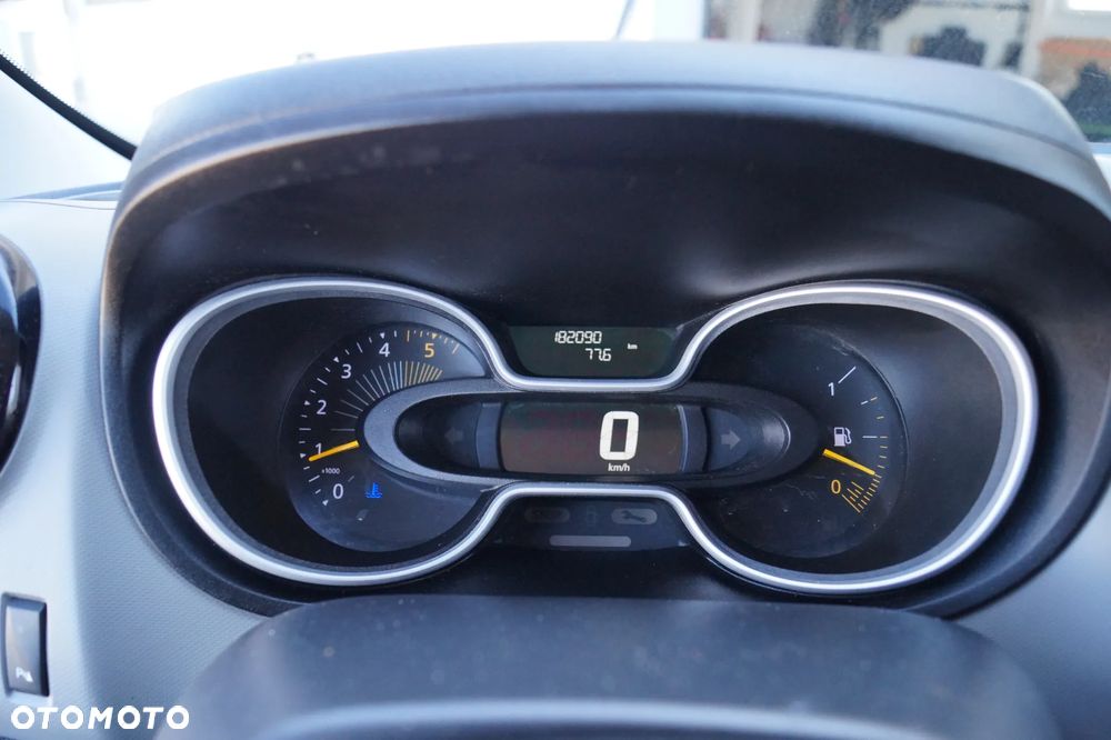 Renault Trafic - 15
