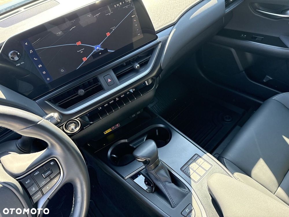 Lexus UX 250h GPF F Sport Design+ 2WD - 19