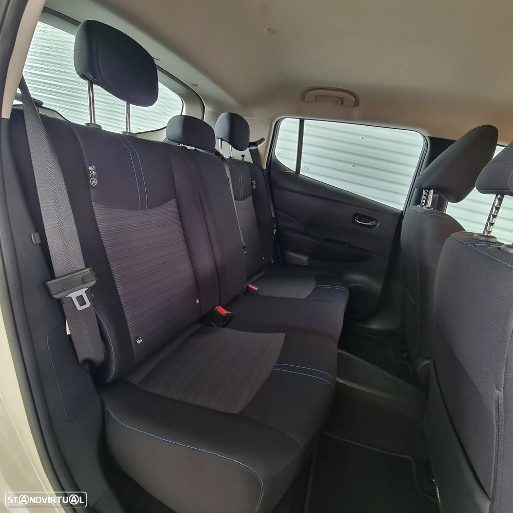 Nissan Leaf Acenta - 22