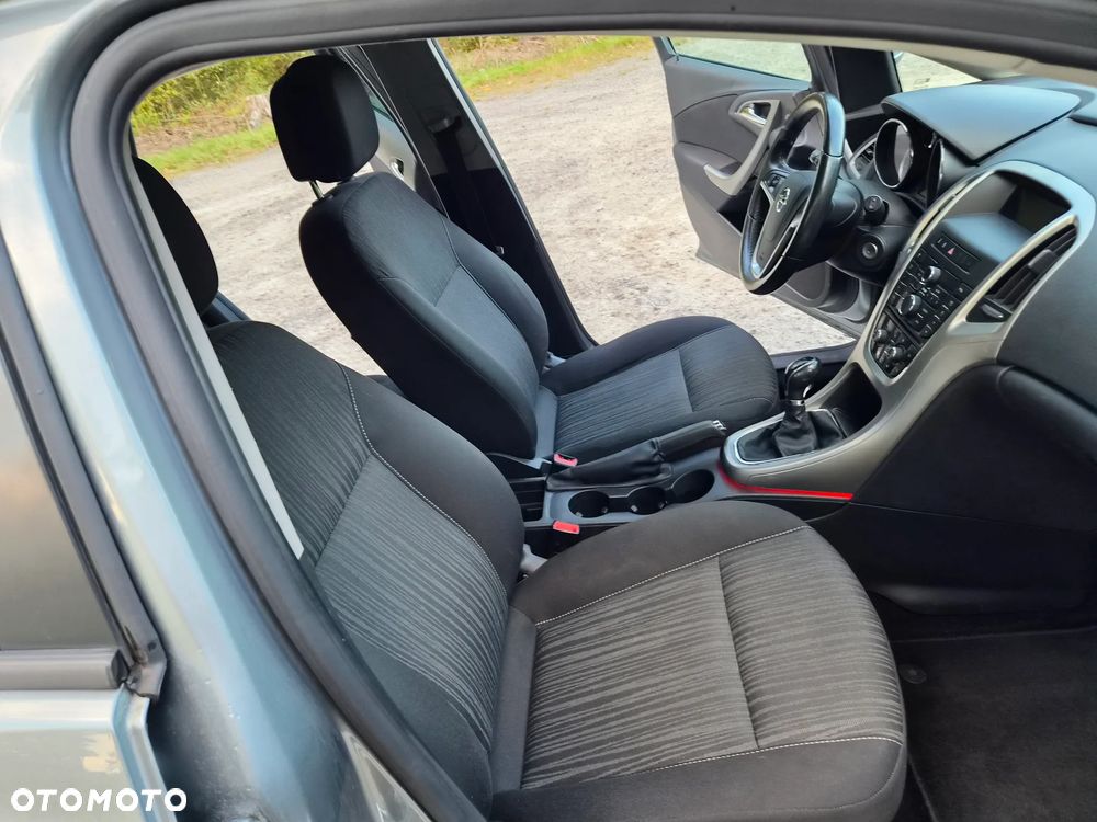 Opel Astra - 26