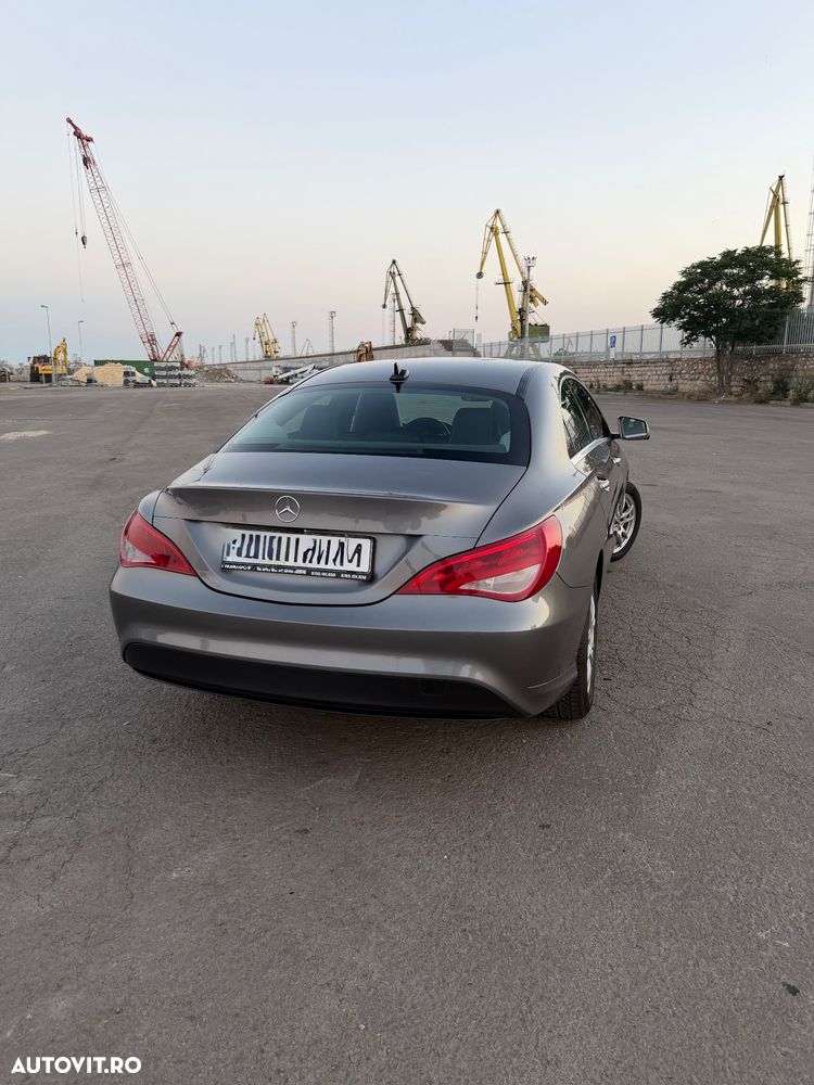 Mercedes-Benz CLA 220 d Aut. - 8