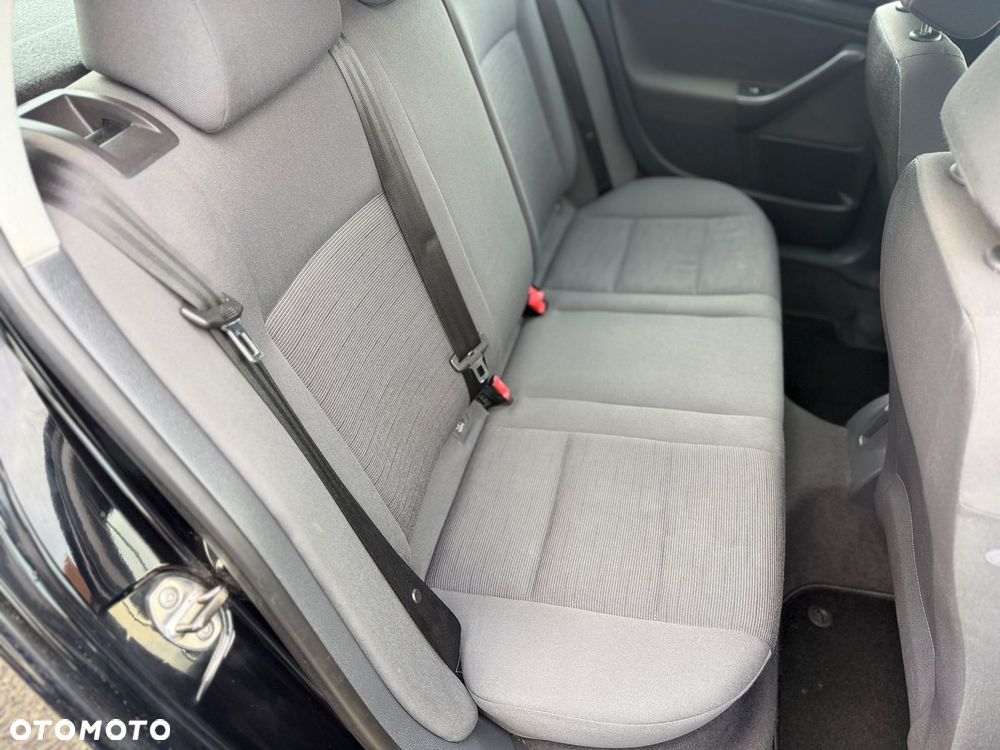 Volkswagen Golf 1.4 Sportline - 24