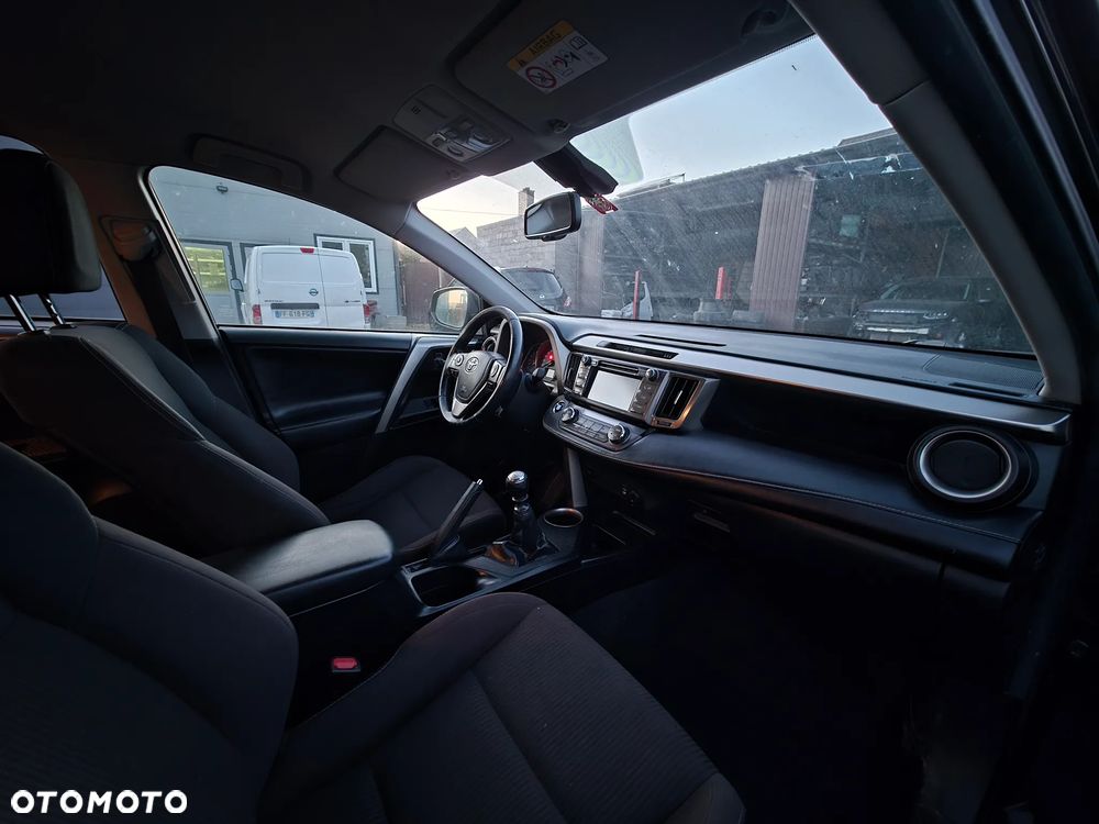 Toyota RAV4 2.2 D-4D 4x4 Comfort - 11