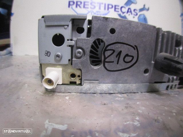 Radios 9664769777 CITROEN C4 2007 BLAUPUNKT RD4 N1 MP3 CITROEN C4 2008 1.6HDI 90CV 5P CINZA BLAUPUNKT RD4 N1 MP3 - 4