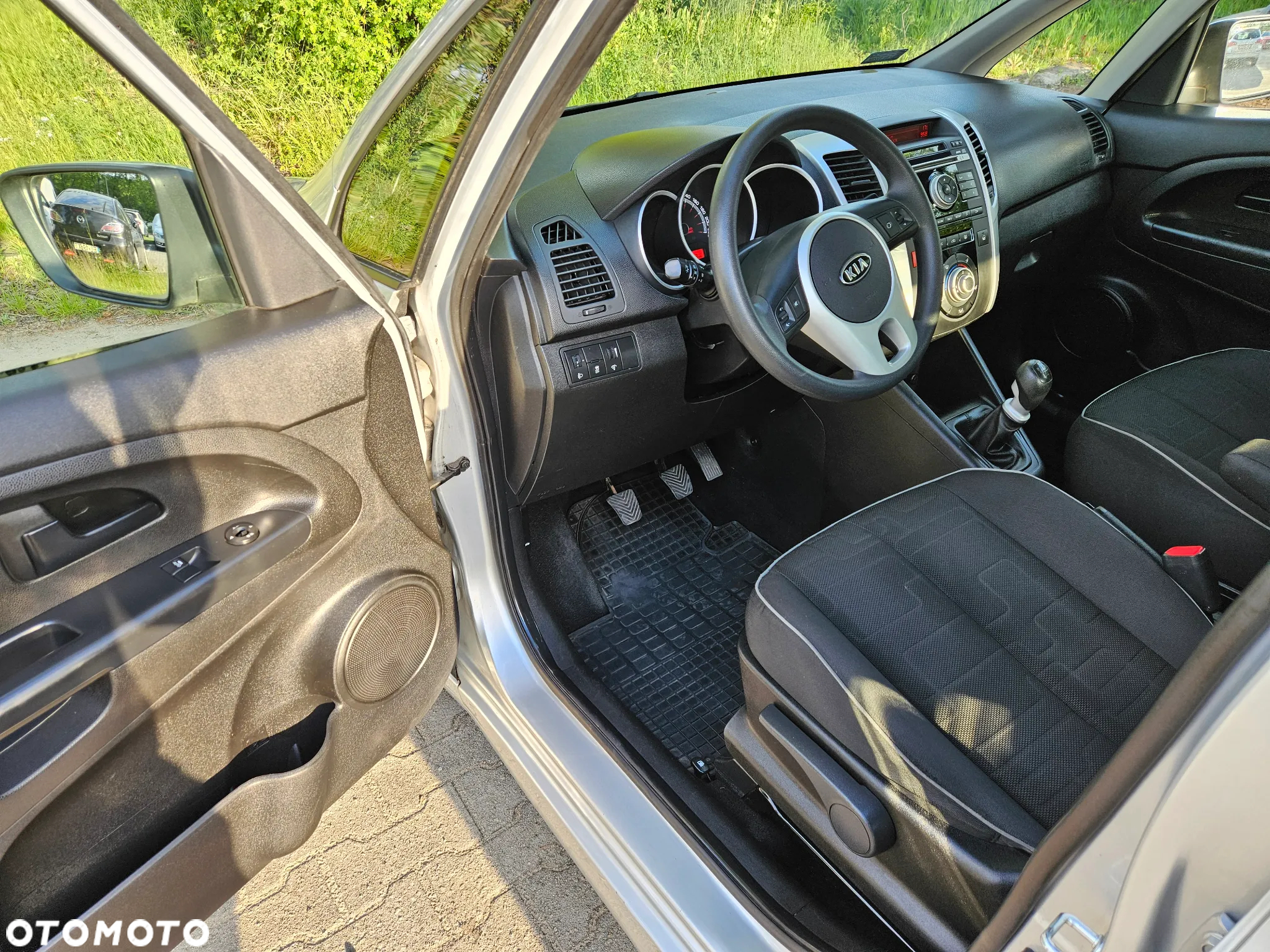 Kia Venga 1.6 XL - 11