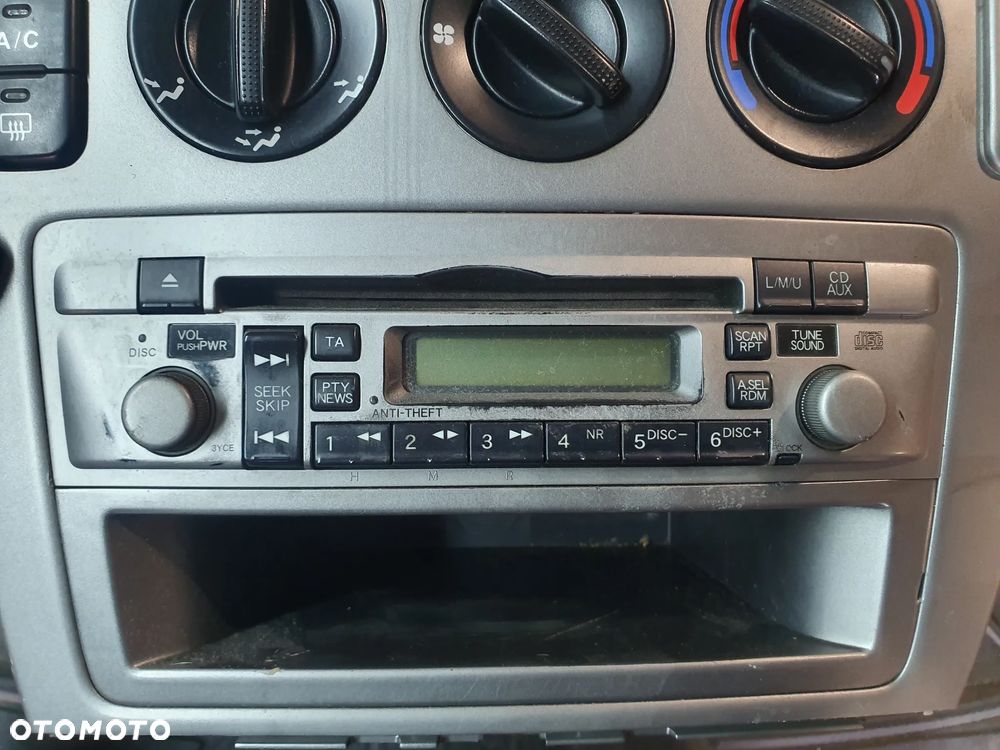 Radioodtwarzacz CD o numerze artykułu NH356L HONDA CIVIC + RAMKA PANEL KOMPLET - 3