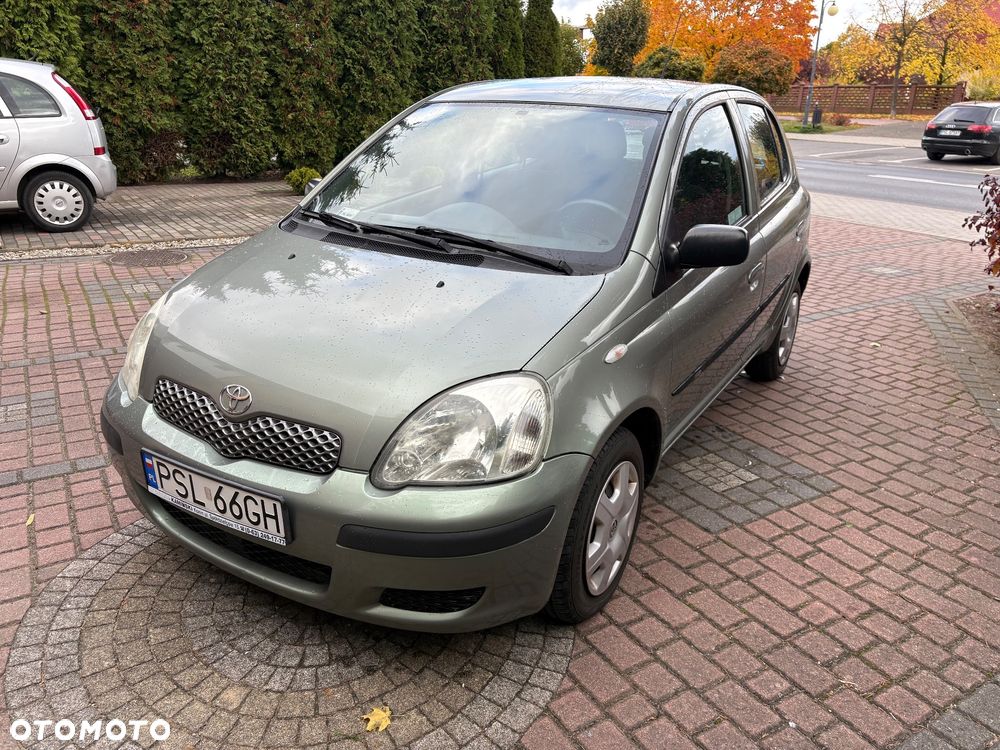 Toyota Yaris - 2