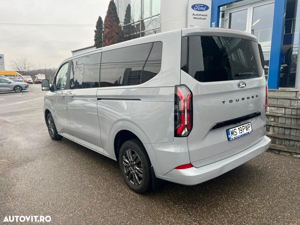 Ford Tourneo Custom - 3