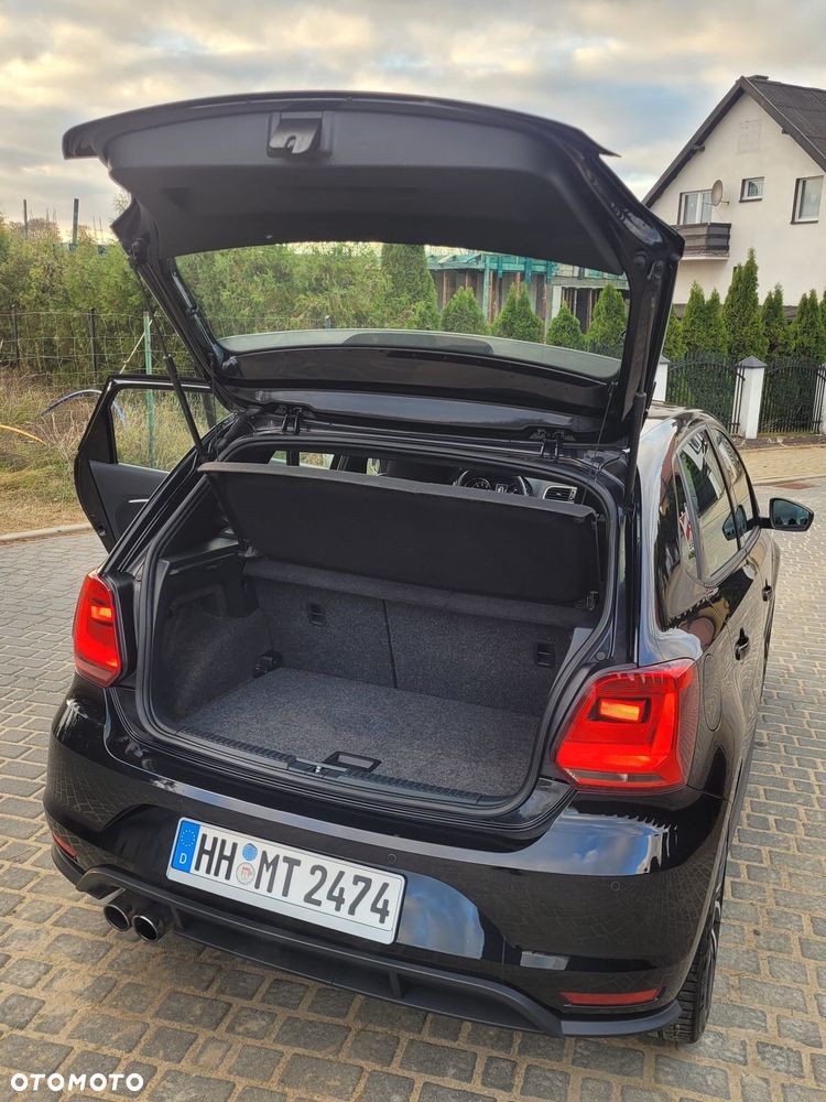 Volkswagen Polo 1.8 TSI BMT GTI - 29