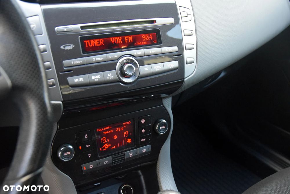 Fiat Bravo 1.4 T-JET 16V Estiva Plus - 28