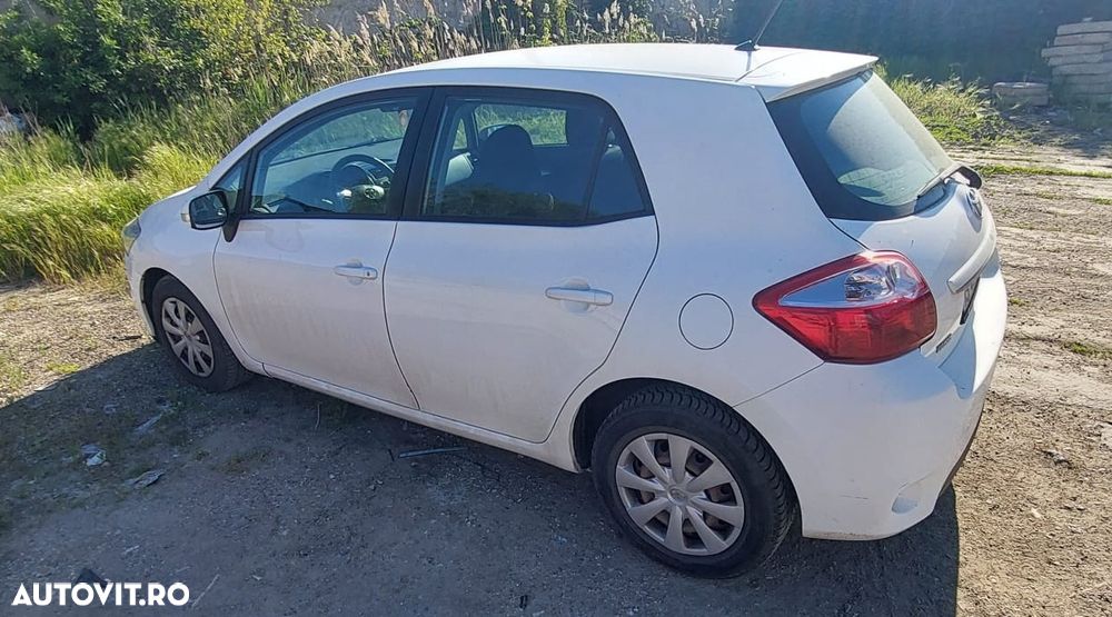 Toyota Auris 1.3 Dual VVT-i Terra - 6