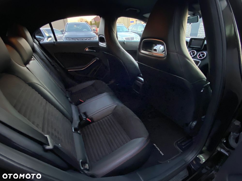 Mercedes-Benz Klasa A 180 (BlueEFFICIENCY) - 32