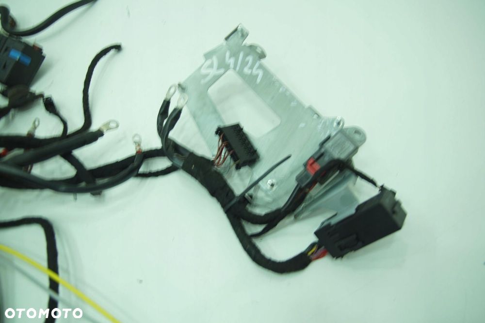 WIAZKA MODUŁU ŁADOWANIA AKUMULATORA A2305404006 MERCEDES SL R230 02 - 2