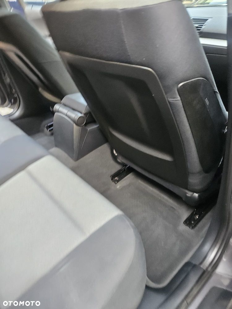 BMW Seria 1 118i - 9