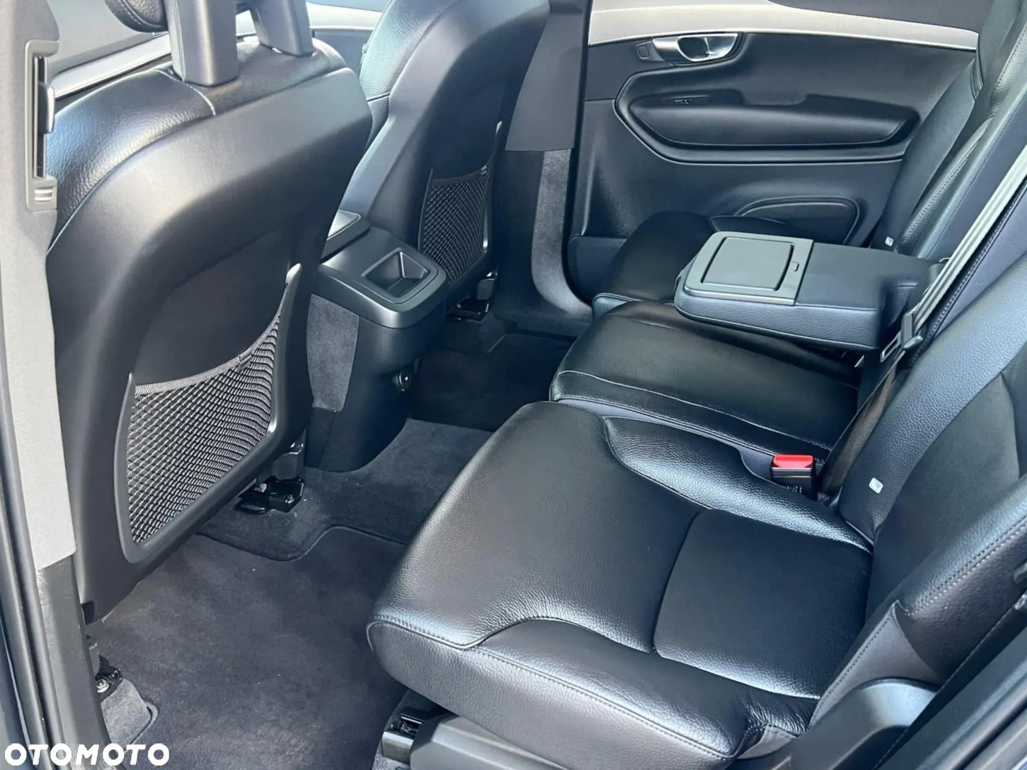 Volvo XC 90 - 19