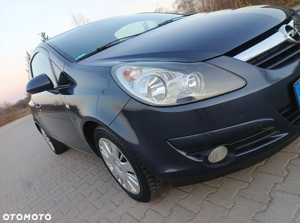 Opel Corsa 1.4 16V Enjoy - 11