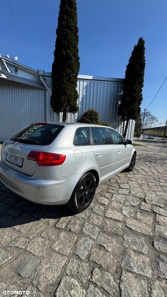 Audi A3 Sportback 2.0 FSI Ambiente Tiptr - 9