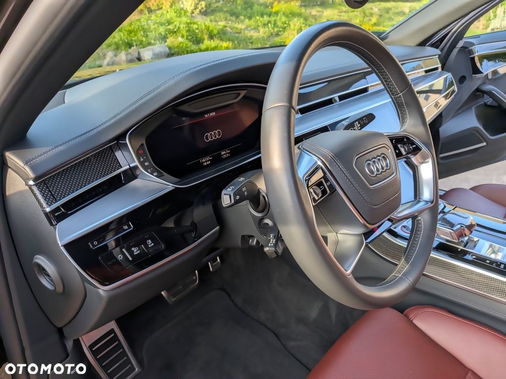 Audi S8 - 14