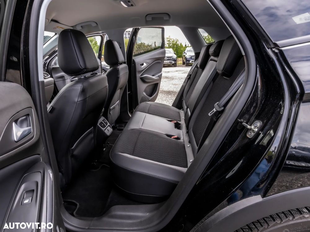 Opel Grandland X 1.6 Turbo START/STOP Ultimate - 17