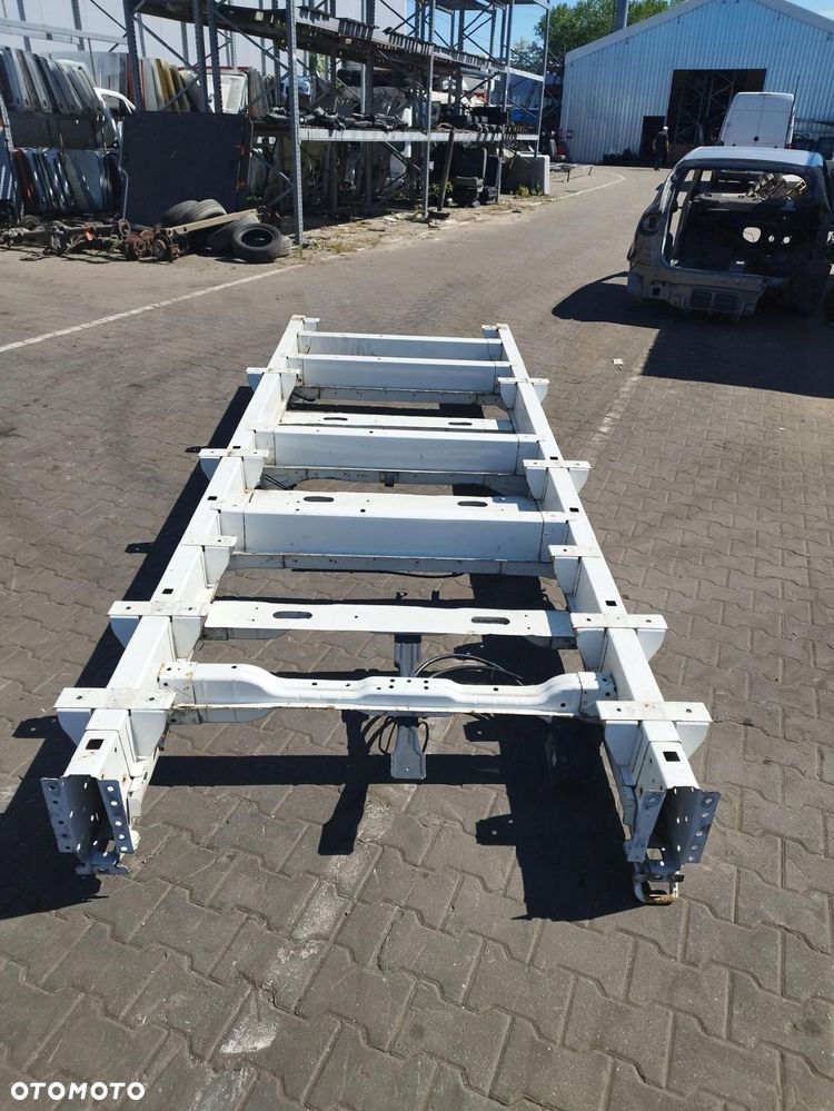 RAMA SPRINTER 906 CRAFTER SREDNI 380 CM POJEDYNCZE KOLO - 1