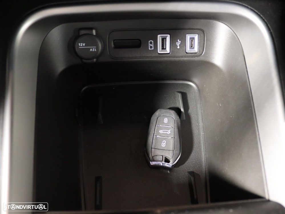 Jeep Avenger 1.2 GSE T3 Altitude - 21