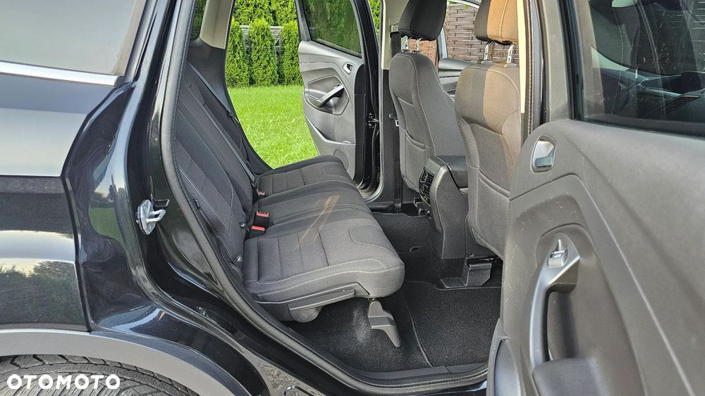 Ford Kuga 1.6 EcoBoost 2x4 Trend - 11