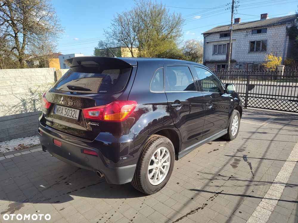 Mitsubishi ASX - 5