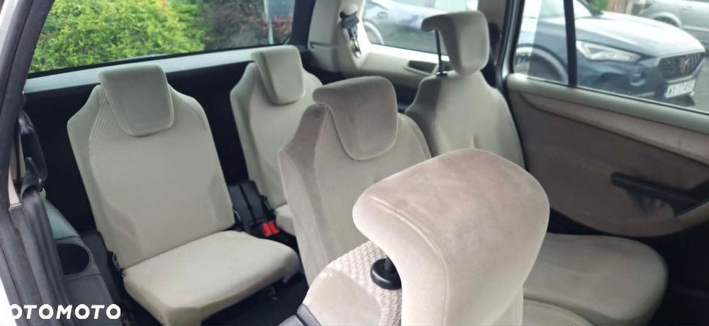 Citroën C4 Grand Picasso - 10