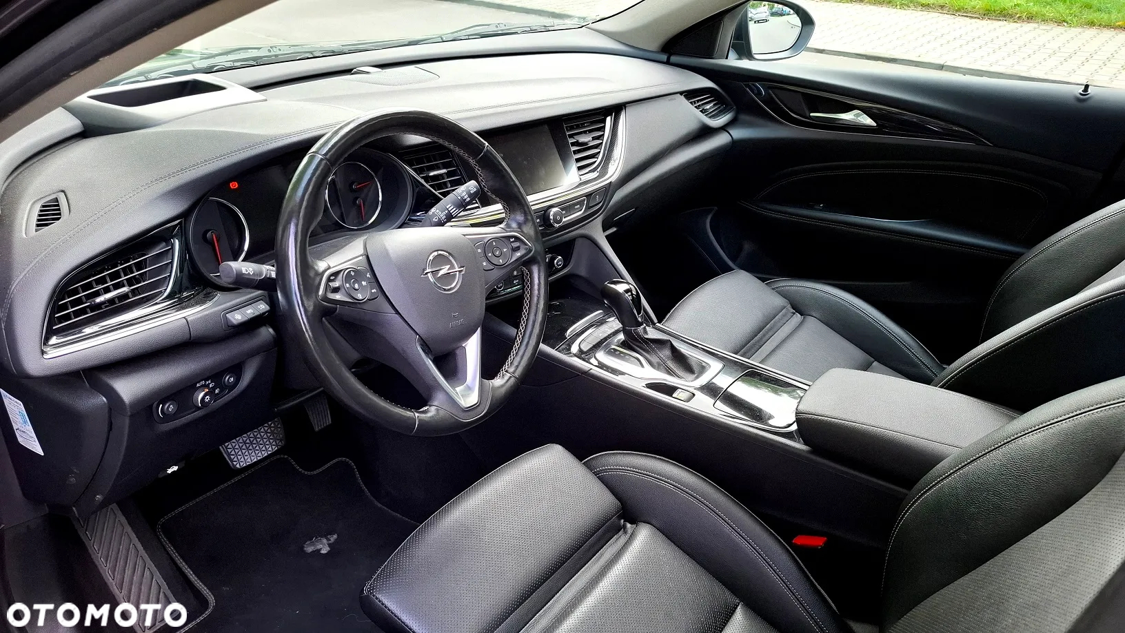 Opel Insignia 1.5 T Innovation S&S - 30