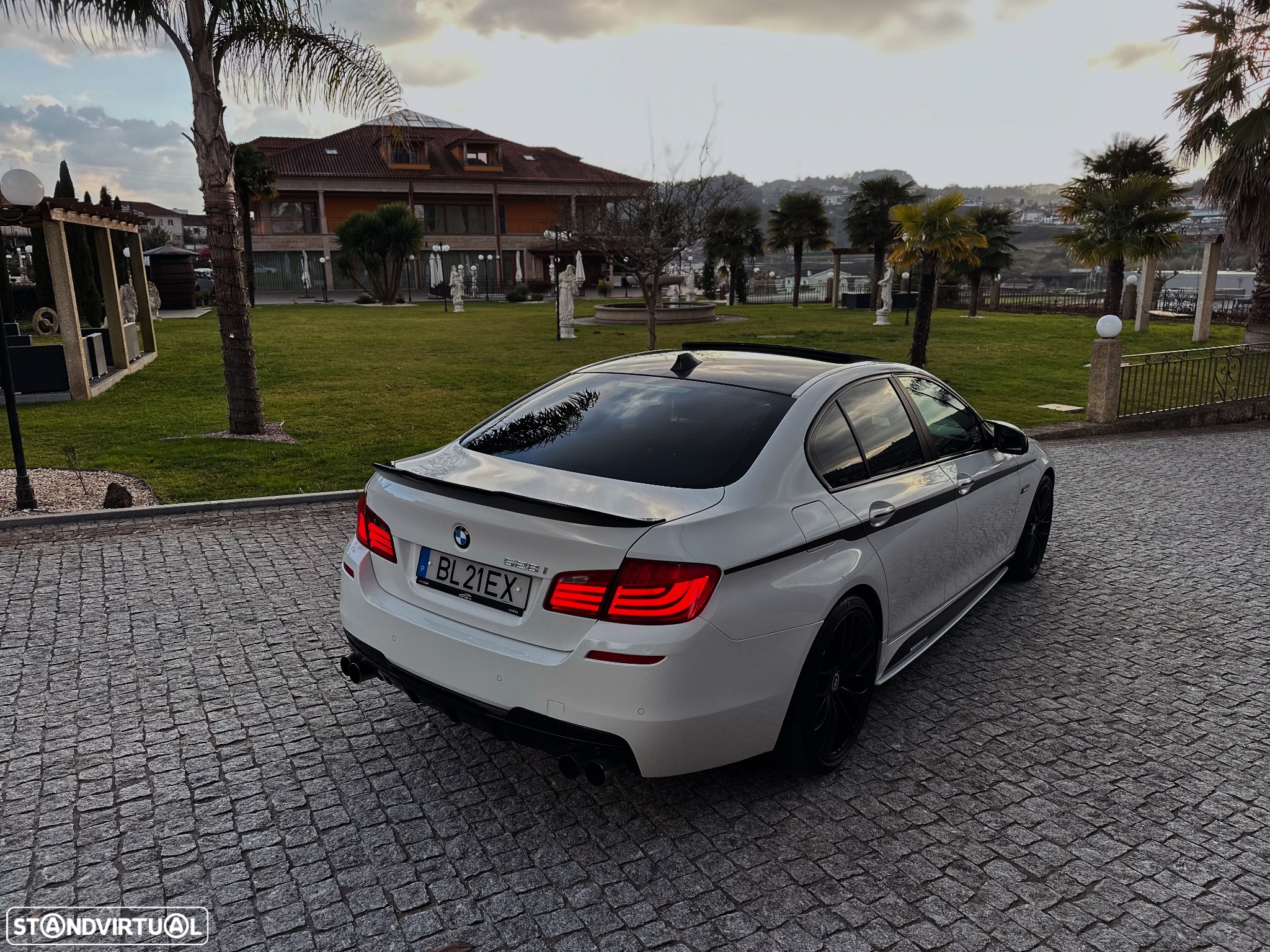BMW 528 i Pack M Auto - 16