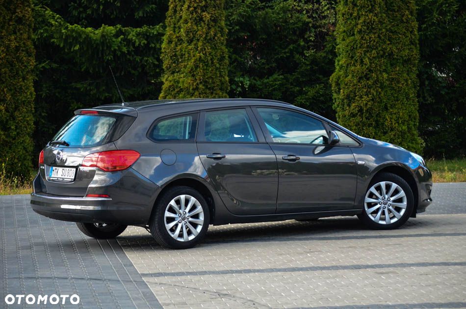 Opel Astra 1.4 Turbo Style - 26