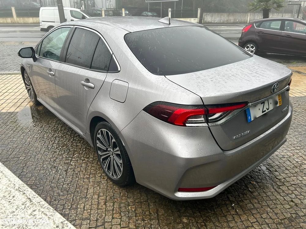 Toyota Corolla SD 1.8 Hybrid Exclusive - 4