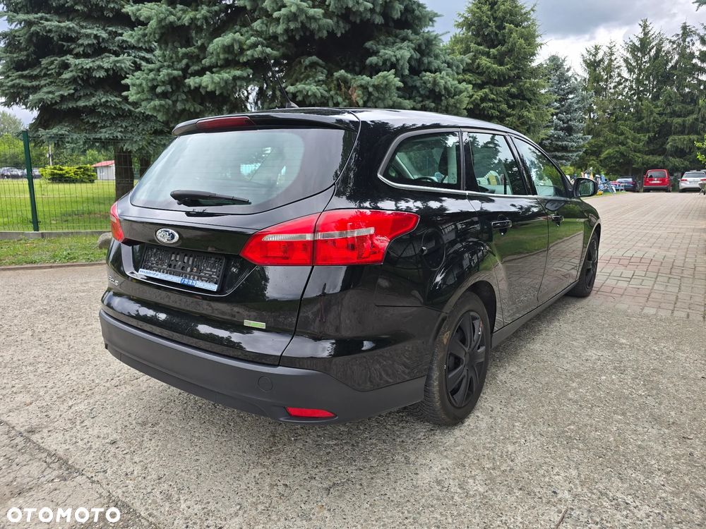 Ford Focus - 10