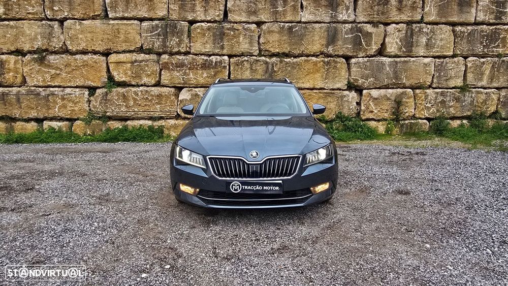 Skoda Superb Break 2.0 TDI Laurin&Klement DSG - 5