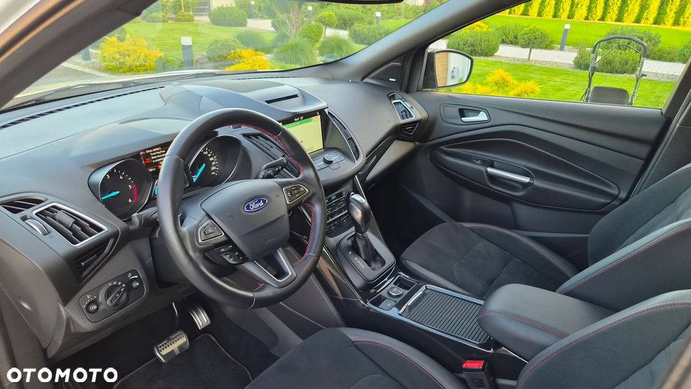 Ford Kuga 2.0 TDCi 4x4 ST-Line - 18