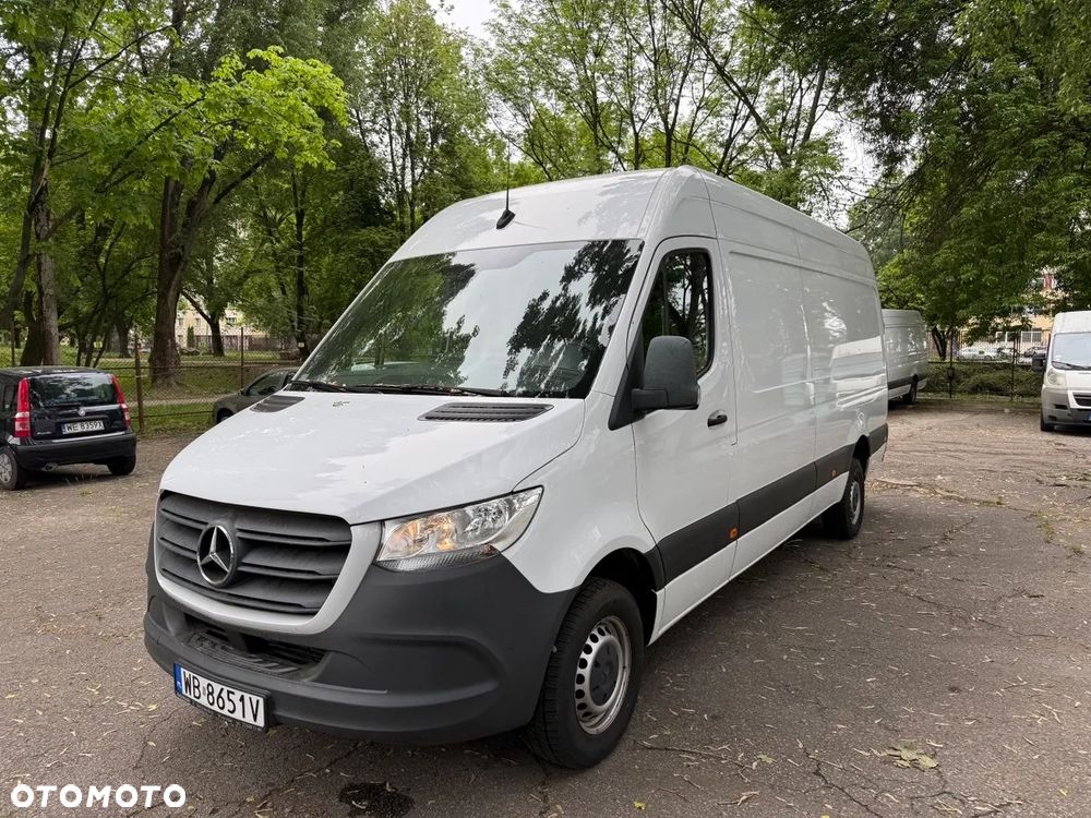 Mercedes-Benz Sprinter - 9