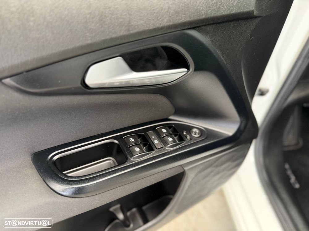 Fiat Tipo Station Wagon 1.3 M-Jet Lounge Tech - 13