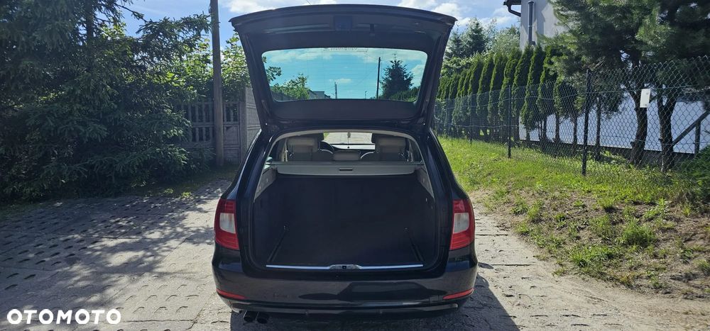 Skoda Superb 1.8 TSI Elegance DSG - 10