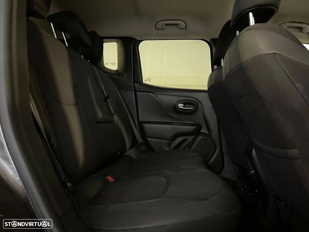 Jeep Renegade 1.6 MJD Limited S DCT - 16