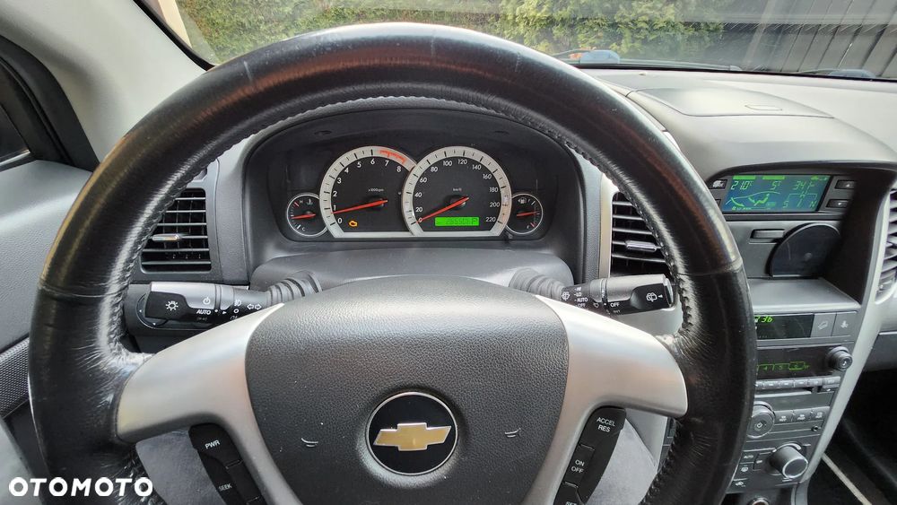 Chevrolet Captiva 3.2 4WD 7 Sitzer LT - 5