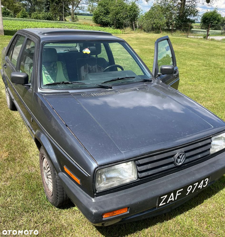 Volkswagen Jetta 1.3 GL - 8