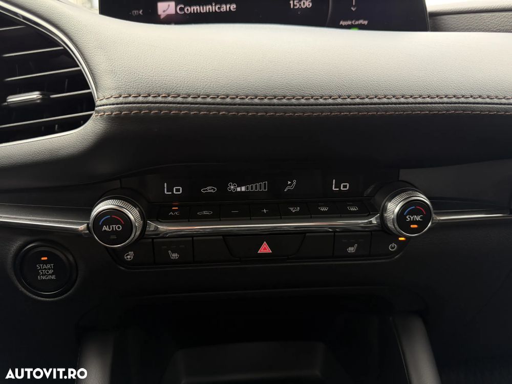 Mazda 3 e-Skyactiv G140 AT MHEV Center-Line - 11