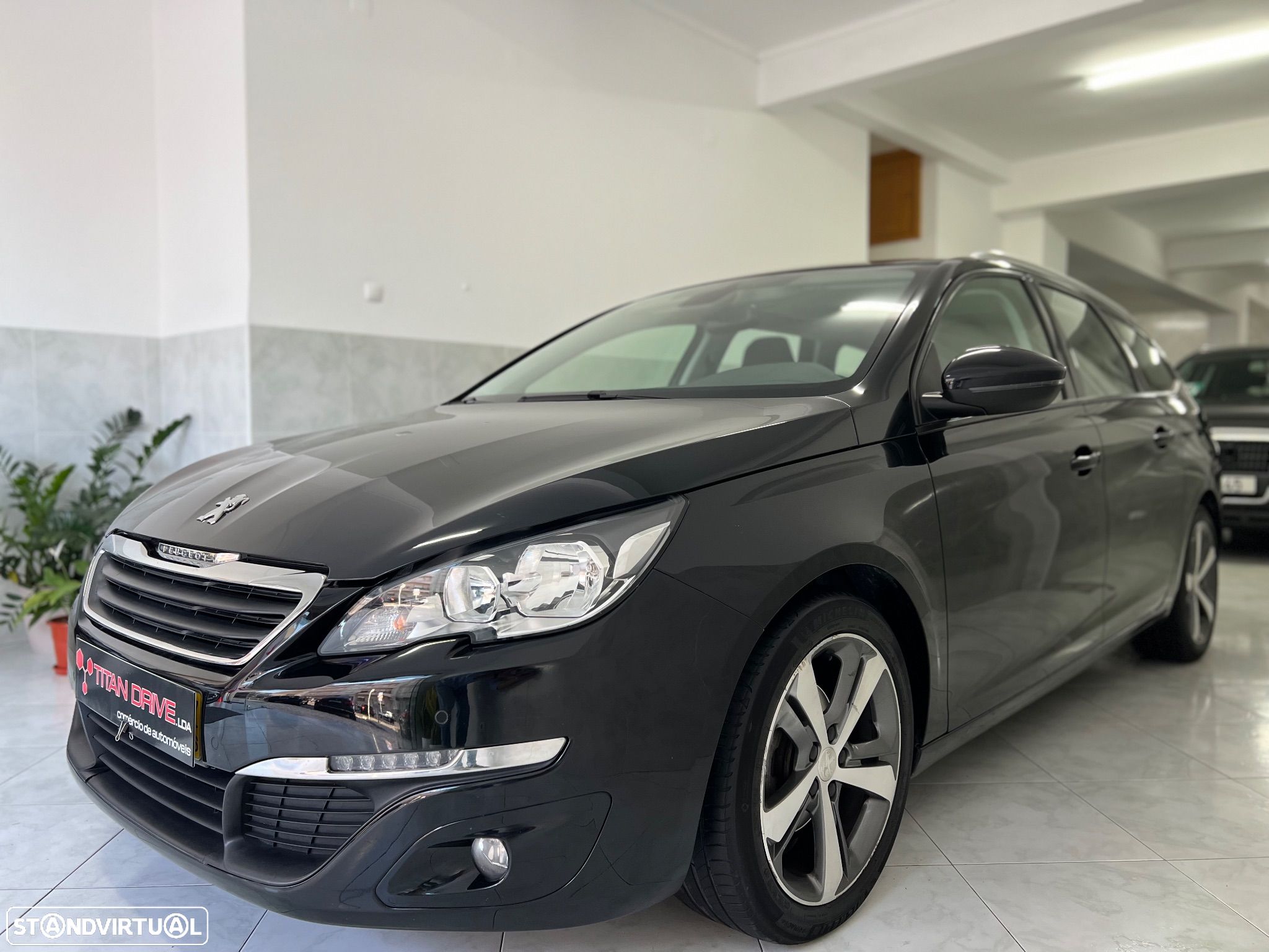 Peugeot 308 SW BlueHDi 120 EAT6 Stop & Start Active - 1