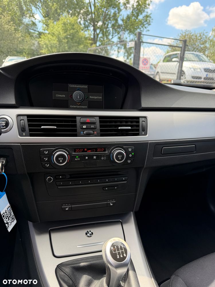 BMW Seria 3 320d - 21