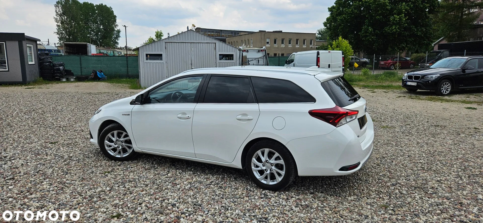 Toyota Auris 1.8 VVT-i Hybrid Automatik Comfort - 12