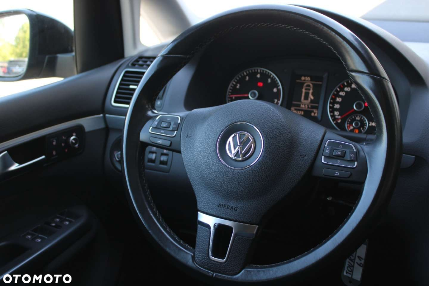 Volkswagen Touran - 40