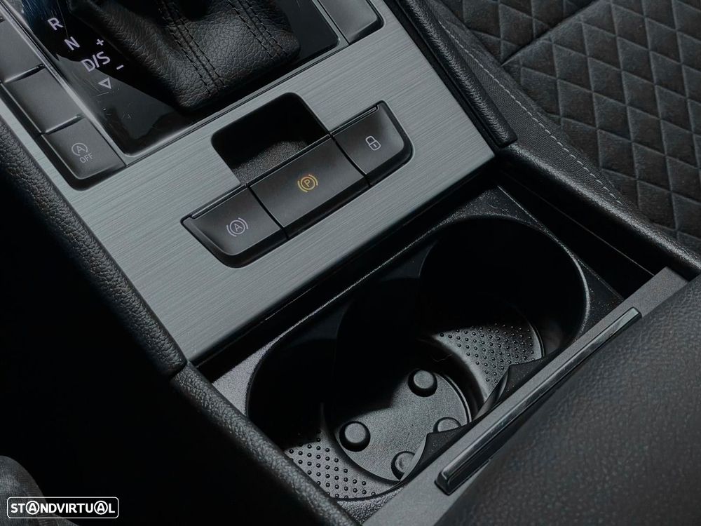 Skoda Superb Break 2.0 TDI Style DSG - 26