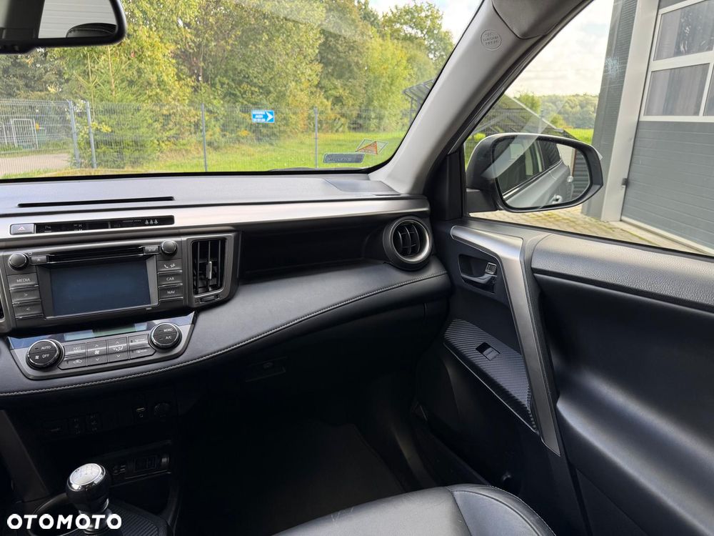 Toyota RAV4 2.2 D-4D 4x4 Executive - 19