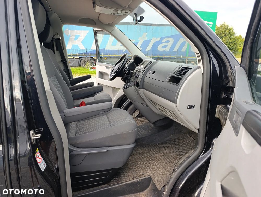 Volkswagen Transporter - 16